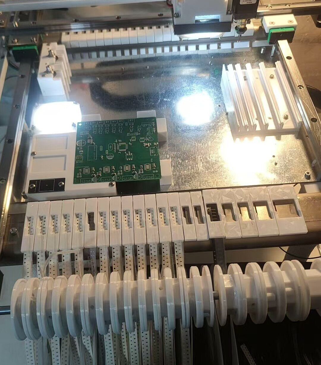 XAutoLab QB V4 — OpenPnP Desktop Pick and Place Machine | 0402 Capable - XAutoLab | Desktop SMT Pick & Place, Feeders & Equipment